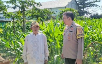 Sinergi Polsek Labuapi dan Warga Perkuat Pangan Lombok Barat