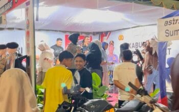 Stand Polres Sumbawa Barat Diserbu Pengunjung pada Pameran Harlah KSB