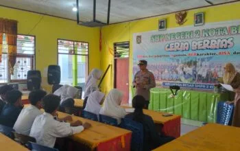 Polsek Rasanae Barat Laksanakan Pembinaan bagi Calon Siswa SMA Kemala Taruna Bhayangkara di SMPN 2 Kota Bima