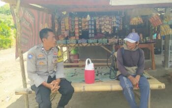 Bhabinkamtibmas Sekotong Dampingi Petani Perkuat Ketahanan Pangan