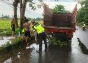 Tangani Truk Mogok, Satlantas Lobar Jamin Kelancaran Lalu Lintas