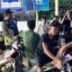 Personel Jaga Polsek Poto Tano Gelar Patroli Bersama Anak Muda Jaga Stabilitas Keamanan