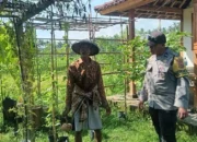 Dukung Ketahanan Pangan, Bhabinkamtibmas Lembahsari Edukasi Warga