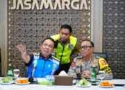 Wakapolri Pantau Arus Balik Nataru di Command Center Tol Jasa Marga Jatiasih