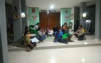 Bhabinkamtibmas Polres Bima Kota Sambangi Gereja Santo Yusuf, Jaga Harkamtibmas