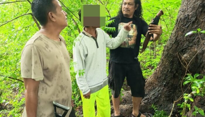 Gabungan Tim Opsnal Polsek Rasanae Timur Amankan Terduga Pelaku Penganiayaan Berat di Gunung Wadu Mbolo