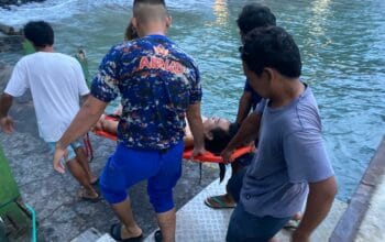 Ditpolairud Polda NTB Berikan Pelayanan Cepat Evakuasi Warga Terpeleset di Gili Trawangan