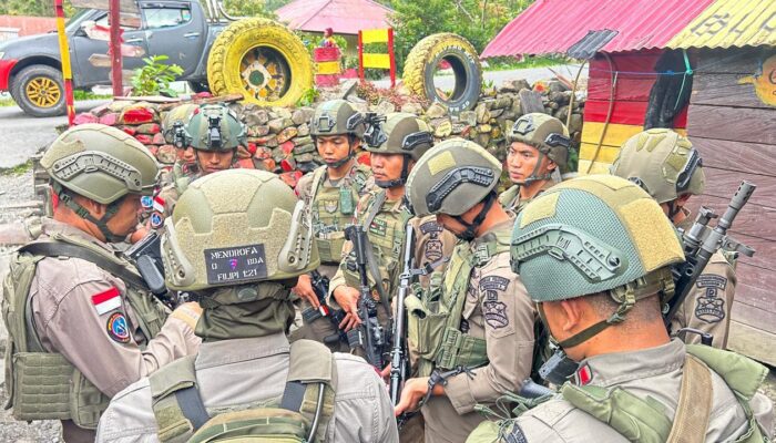 Patroli Humanis di Puncak Jaya: Satgas Damai Cartenz Bangun Kepercayaan Warga dari Kampung ke Kampung