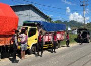 Patroli KRYD, Satsamapta Polres Bima Kabupaten Bantu Jemur Padi Warga