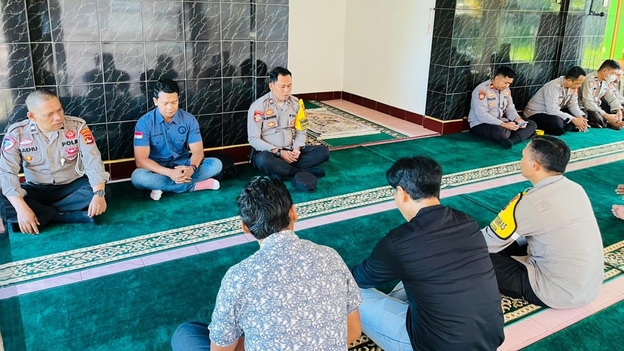 Momen Khidmat di Mako Polsek Kediri: Saat Doa dan Toleransi Menjadi Fondasi Utama Pelayanan Publik