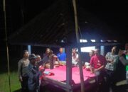 Judul: Patroli Humanis Polsek Maluk Jaga Keamanan Warga Bukit Damai