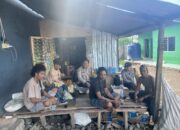 Bhabinkamtibmas Polres Bima Kota Sambangi Warga Asal Sumba, Sampaikan Imbauan Kamtibmas