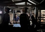 Waspada Pencurian Ternak, Polres Lombok Barat Jaga Ketat Kandang Kumpul Milik Warga Saat Dini Hari