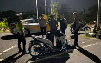 Patroli Blue Light Polsek Kediri Jaga Kamtibmas Lombok Barat