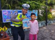 Aksi Humanis Sat Lantas Polres Lombok Barat Ubah Rasa Takut Anak Menjadi Cinta Polisi