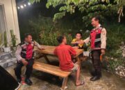 Patroli Dialogis di Desa Kemuning, Peraonel Sampaikan Imbauan Kamtibmas kepada Remaja dan Warga
