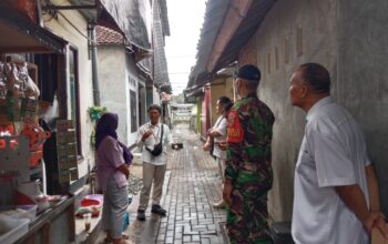 Kepedulian Lingkungan, Babinsa Dampingi Sosialisasi Pengolahan Sampah