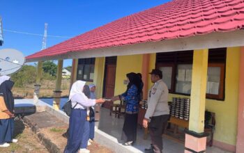 Pendistribusian MBG Bagi Pelajar di Wilayah Kecamatan Tambora Dikawal Ketat Personel Polsek Tambora
