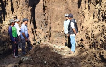 KECELAKAAN KERJA SAAT PENGGALIAN SUMUR DI HU’U, SATU PEKERJA MENINGGAL DUNIA