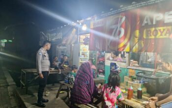 LAKSANAKAN DDS DAN SILATURAHMI, BHABINKAMTIBMAS DESA BANGGO PERKUAT KEMITRAAN DENGAN MASYARAKAT
