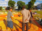 Pastikan Kualitas Hasil Panen, Bhabinkamtibmas Himbau Petani Penuhi Standar Bulog