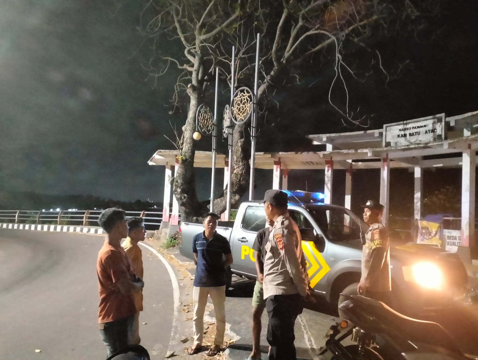 Polsek Batulayar Sisir Jalur Senggigi Jaga Kamtibmas Wisata
