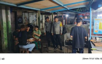 Personel Polsek Sambelia Gelar Patroli Antisipasi Balap Liar dan Kejahatan 3C, Sampaikan Imbauan Kamtibmas kepada Masyarakat