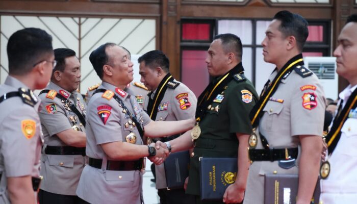 Wakapolri: 418 Lulusan Sespim Siap Jadi Garda Terdepan Hadapi Tantangan Global dan Era Digital
