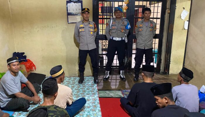 Piket Gabungan Polres Dompu Laksanakan Pengecekan Tahanan, Pastikan Kondisi Rutan Aman