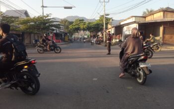 Polsek Pemenang Gelar Kegiatan Rawan Pagi di Simpang 4 Pemenang